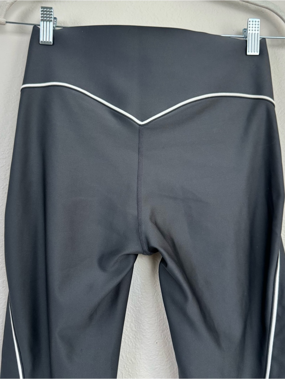 Alo Yoga Airlift High-Waist Haven Leggings Sleek Black Sz M Compression Shaping - Picture 6 of 12